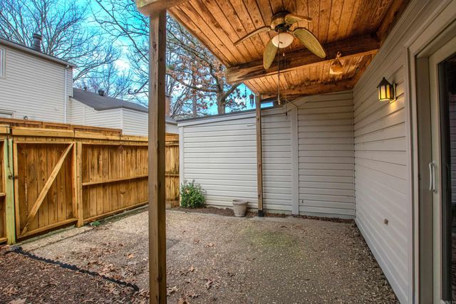 81 Kingsbridge Way, Little Rock, AR 72212