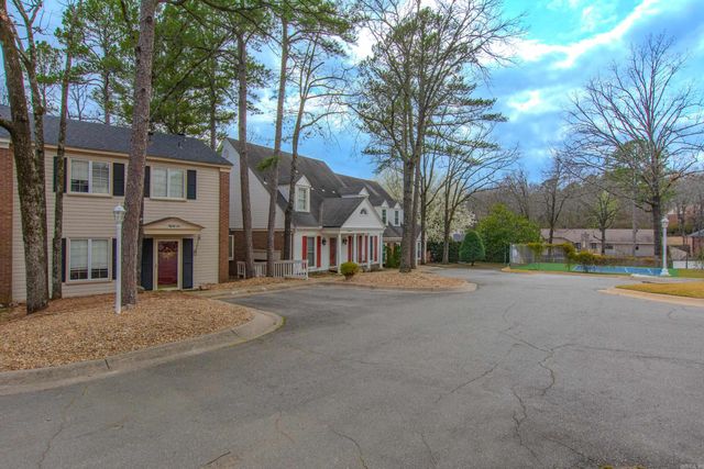 81 Kingsbridge Way, Little Rock, AR 72212