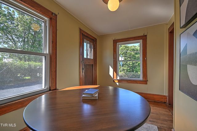 409 Shelby Lane, Bristol, TN 37620