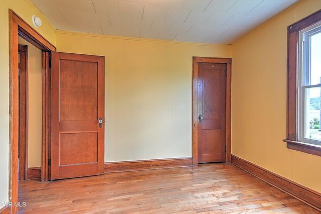 409 Shelby Lane, Bristol, TN 37620