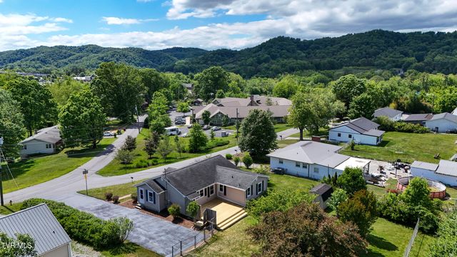 409 Shelby Lane, Bristol, TN 37620