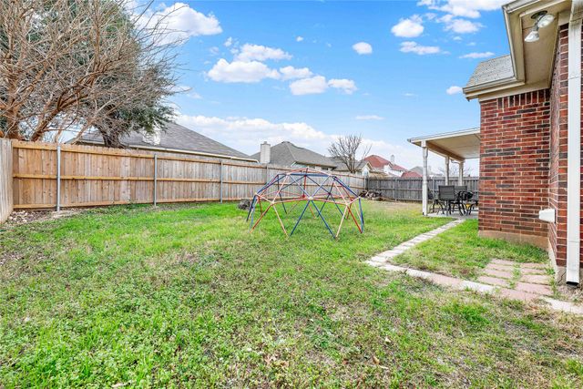 4621 Maple Hill Drive, Fort Worth, TX 76123