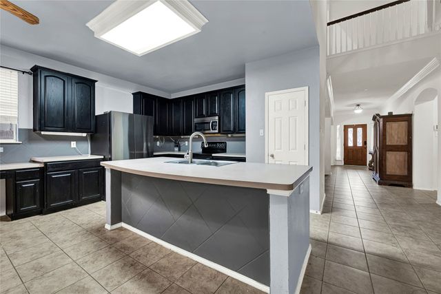 4621 Maple Hill Drive, Fort Worth, TX 76123