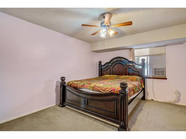 40 Murray Heights Dr, Colorado Springs, CO 80916