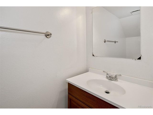 40 Murray Heights Dr, Colorado Springs, CO 80916