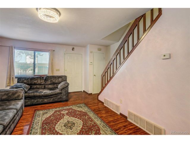 40 Murray Heights Dr, Colorado Springs, CO 80916