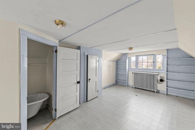 200 & 210 W FAIRFAX LN, Winchester, VA 22601