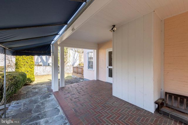 200 & 210 W FAIRFAX LN, Winchester, VA 22601