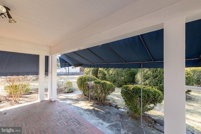 200 & 210 W FAIRFAX LN, Winchester, VA 22601