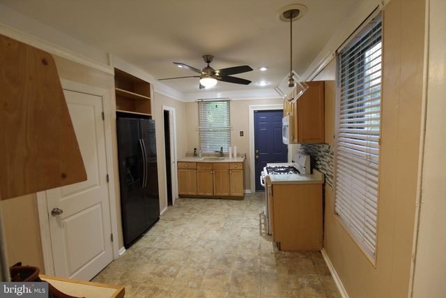 6048 IRVING ST, Philadelphia, PA 19139