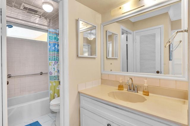 40 SE 13th Street A2, Boca Raton, FL 33432