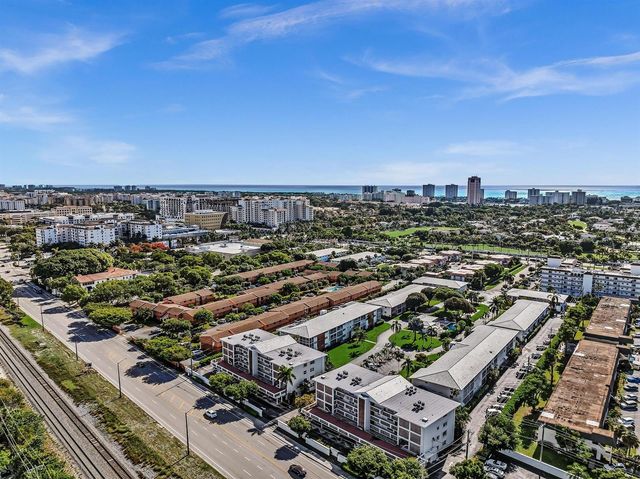40 SE 13th Street A2, Boca Raton, FL 33432