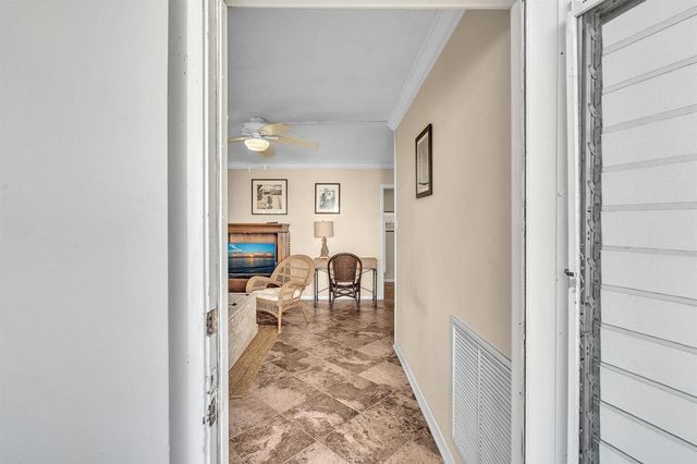 40 SE 13th Street A2, Boca Raton, FL 33432