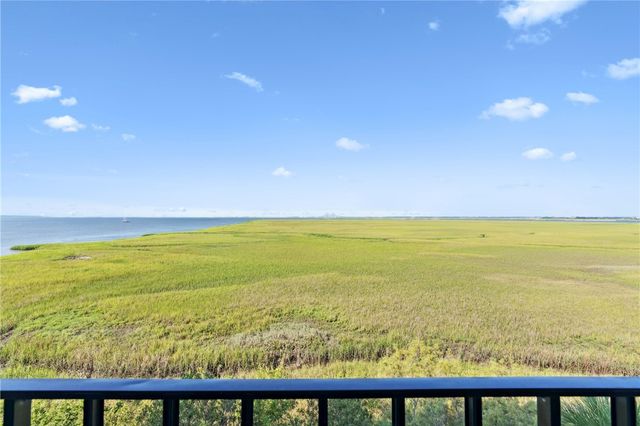 1 Marina Drive 307, St Simons Island, GA 31522