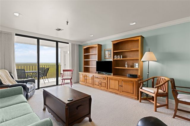 1 Marina Drive 307, St Simons Island, GA 31522