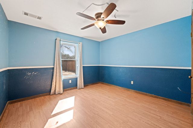 704 Morning Glory Lane, Bedford, TX 76021