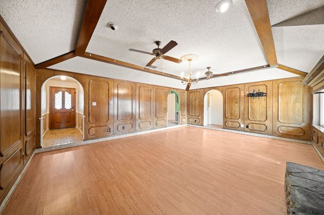 704 Morning Glory Lane, Bedford, TX 76021