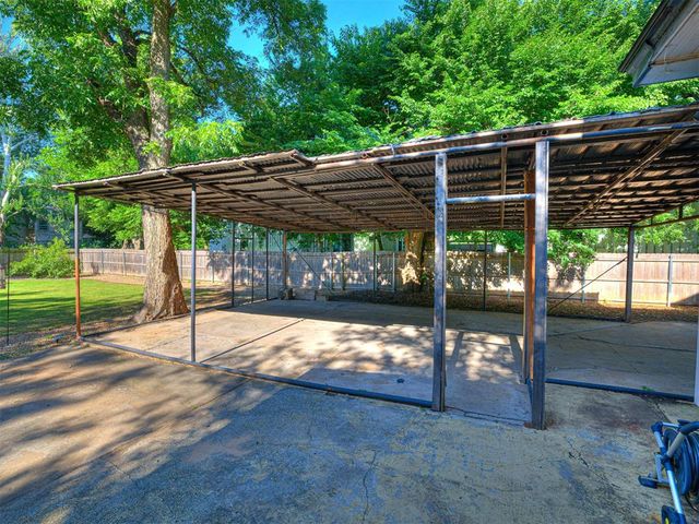 1216 NW 32nd Street, Oklahoma City, OK 73118