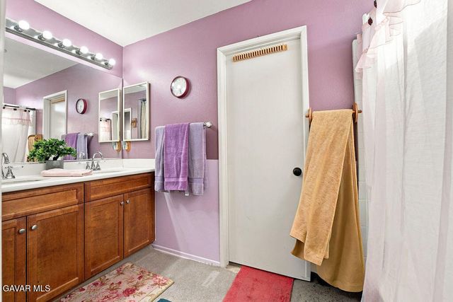 639 W Avenue H13, Lancaster, CA 93534