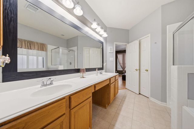 5330 Chasewood Drive, Bacliff, TX 77518