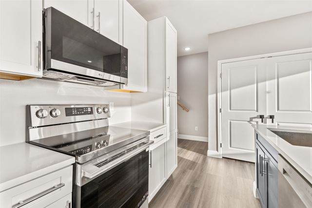 829 Premier Parkway, Grand Prairie, TX 75051