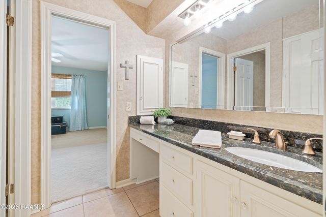 101 Chatwood Circle, Lafayette, LA 70508