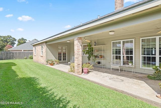 101 Chatwood Circle, Lafayette, LA 70508