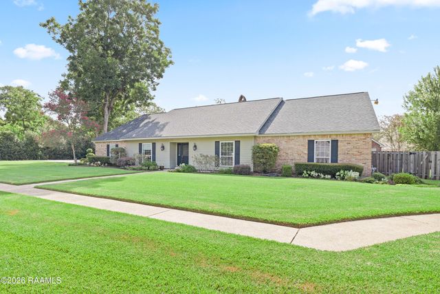 101 Chatwood Circle, Lafayette, LA 70508