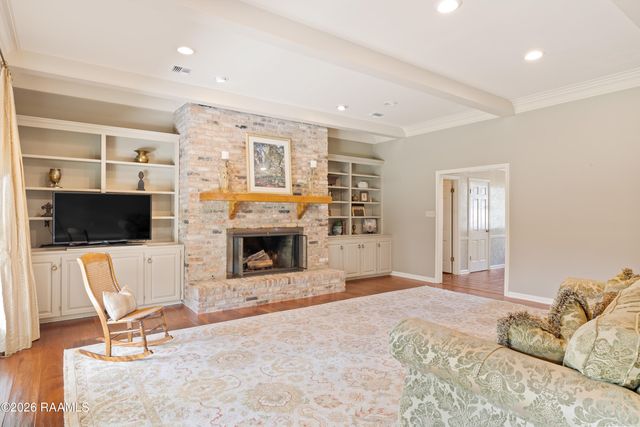 101 Chatwood Circle, Lafayette, LA 70508