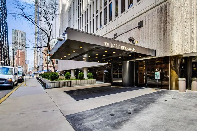200 E Delaware Place 26A, Chicago, IL 60611