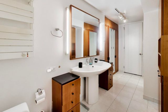 200 E Delaware Place 26A, Chicago, IL 60611