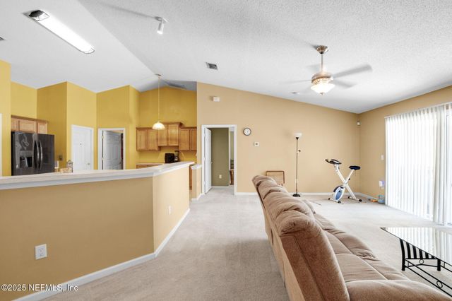 9239 WHISPER GLEN Drive N, Jacksonville, FL 32222