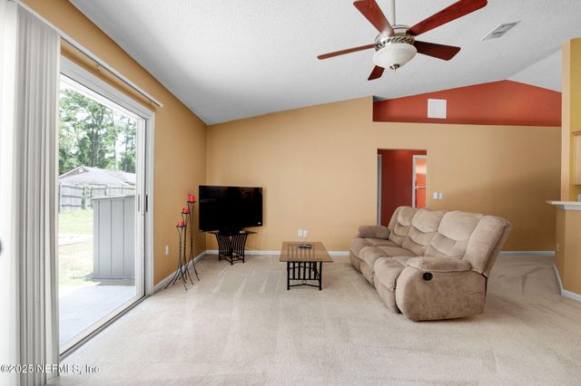 9239 WHISPER GLEN Drive N, Jacksonville, FL 32222