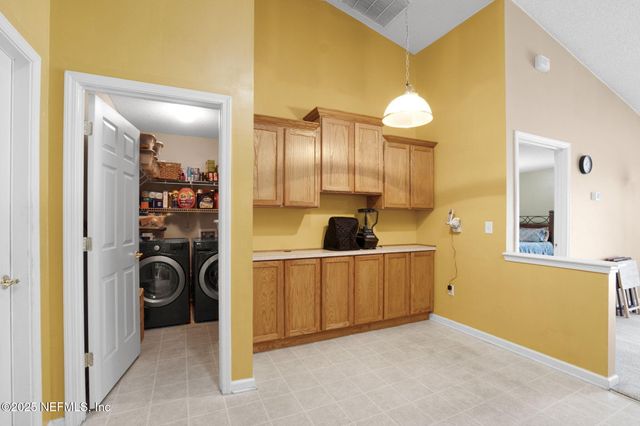 9239 WHISPER GLEN Drive N, Jacksonville, FL 32222