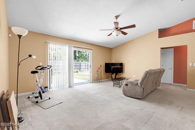 9239 WHISPER GLEN Drive N, Jacksonville, FL 32222