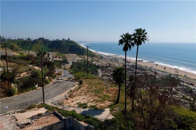 405 N Puerto Del Mar, Los Angeles, CA 90272