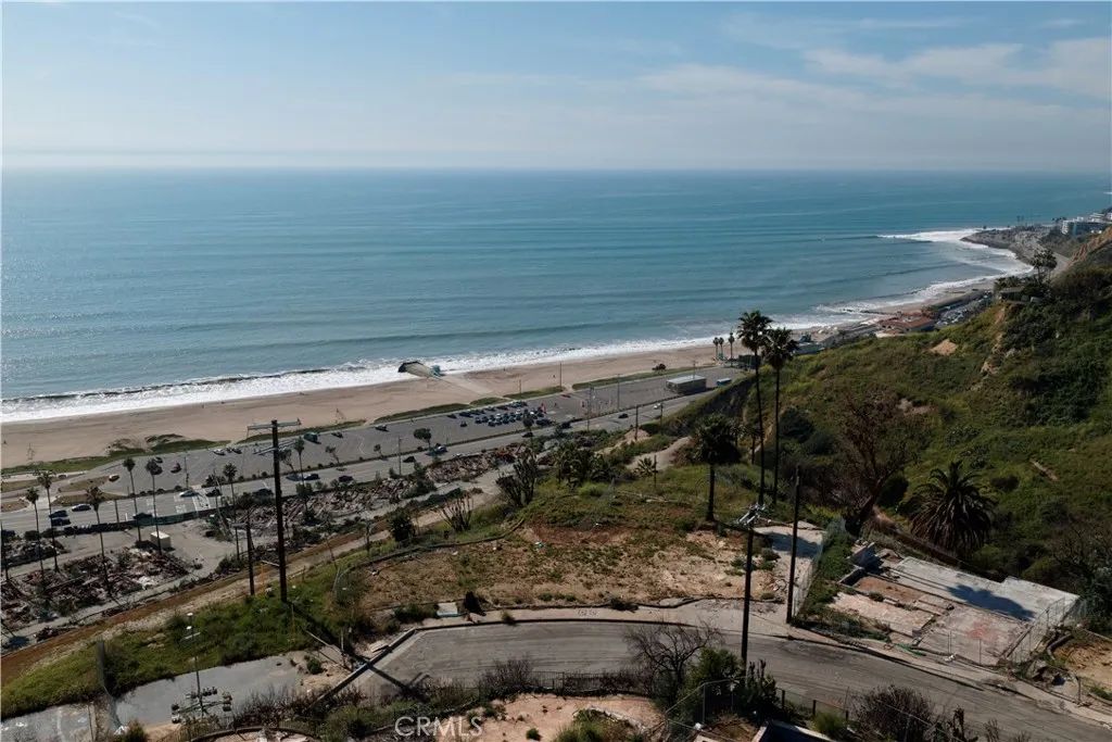 405 N Puerto Del Mar, Los Angeles, CA 90272