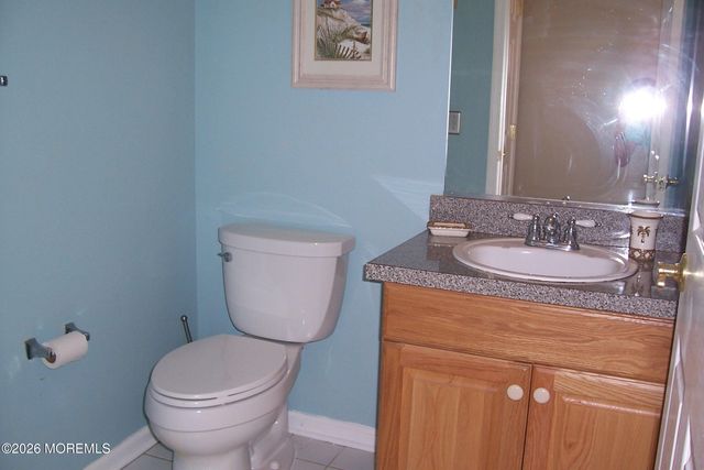 61 Maywood Run, Tinton Falls, NJ 07753