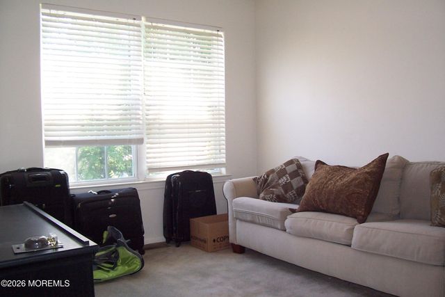 61 Maywood Run, Tinton Falls, NJ 07753