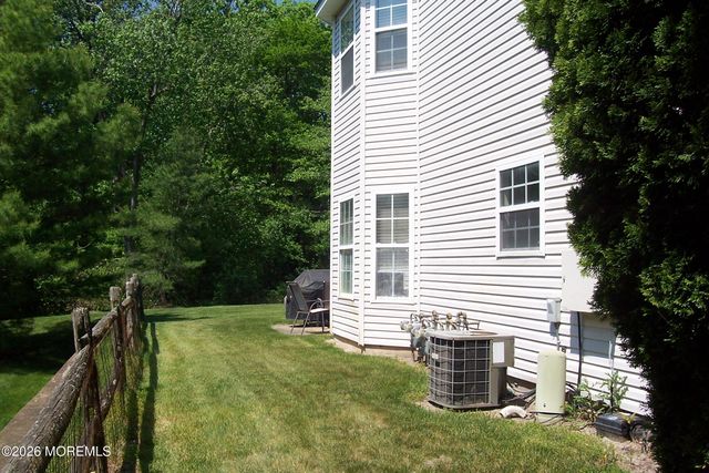 61 Maywood Run, Tinton Falls, NJ 07753