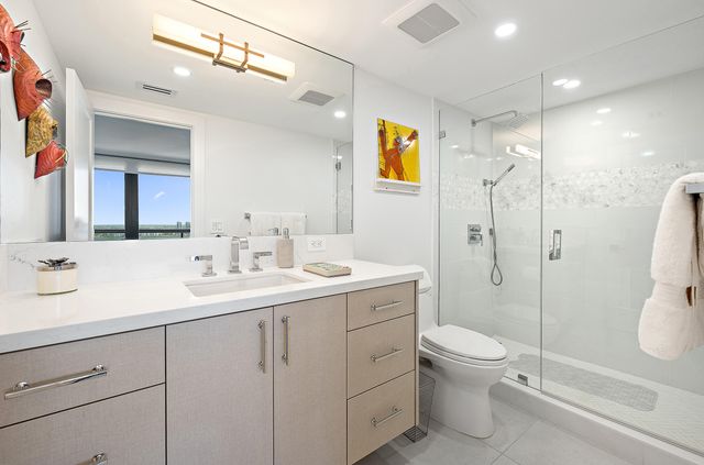 4000 N Ocean Drive 2503, Singer Island, FL 33404