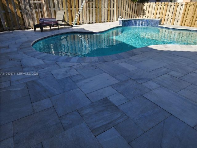 12361 NW 26th St, Coral Springs, FL 33065