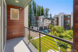23119 NE 8th Street #B103, Sammamish, WA 98074