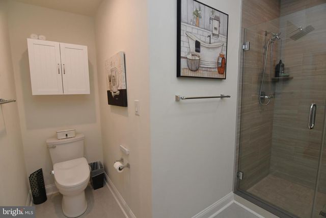 924 HOLDEN CT, Warminster, PA 18974