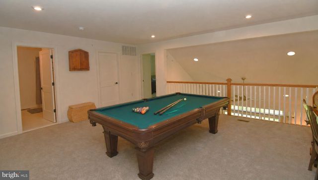924 HOLDEN CT, Warminster, PA 18974