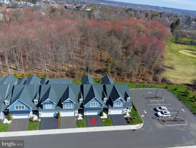 924 HOLDEN CT, Warminster, PA 18974