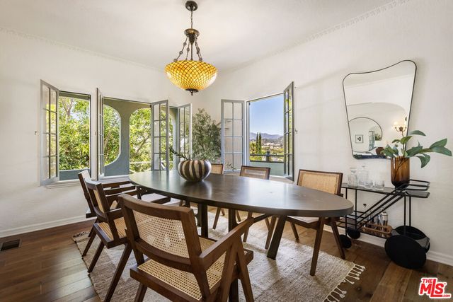 1012 Marion Drive, Glendale, CA 91205