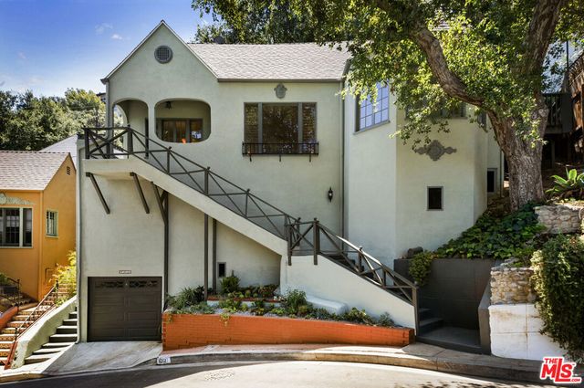 1012 Marion Drive, Glendale, CA 91205