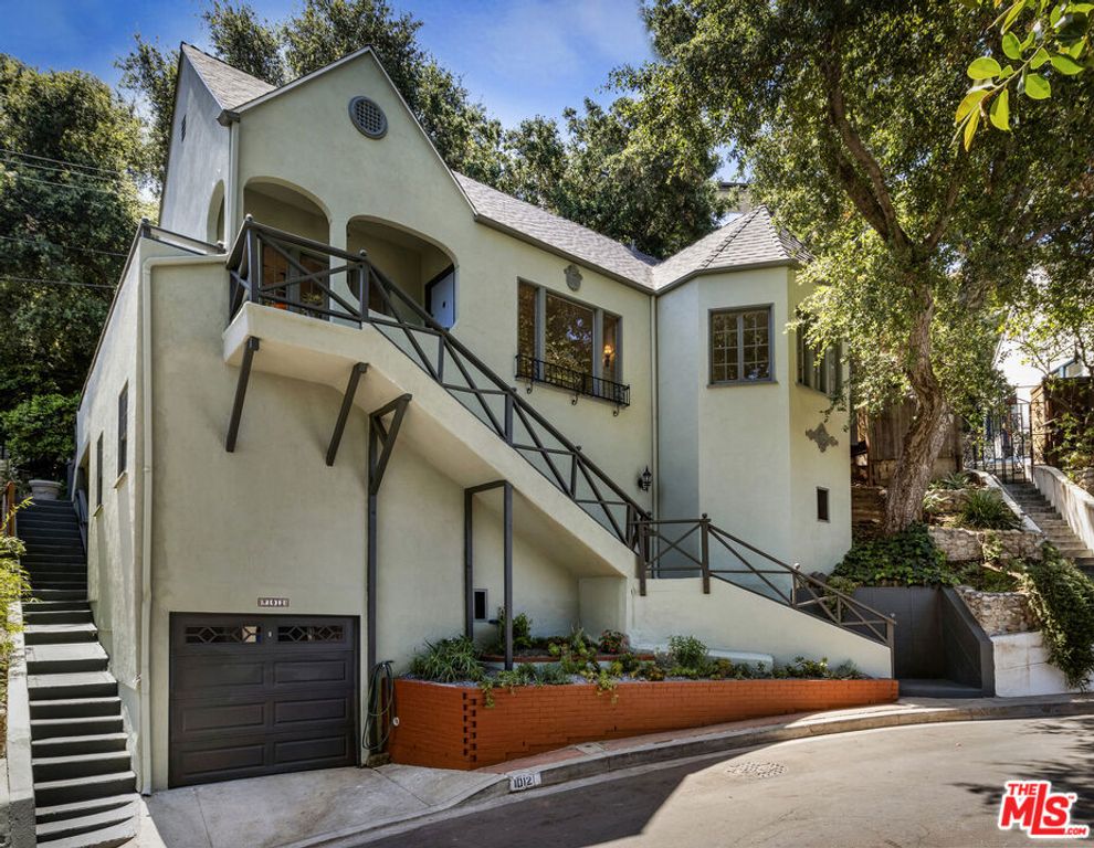 1012 Marion Drive, Glendale, CA 91205