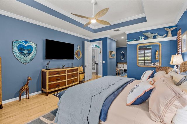482 NW Blue Lake Drive, Port St. Lucie, FL 34986